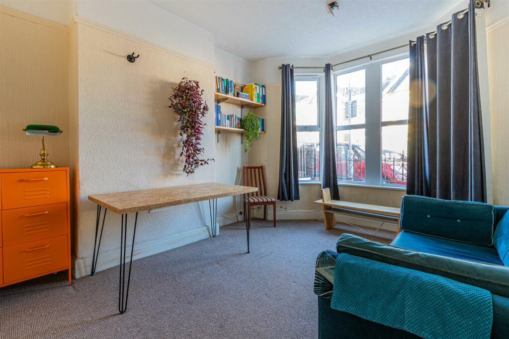 Additional image 5 of Summerfield Avenue, Heath, Cardiff