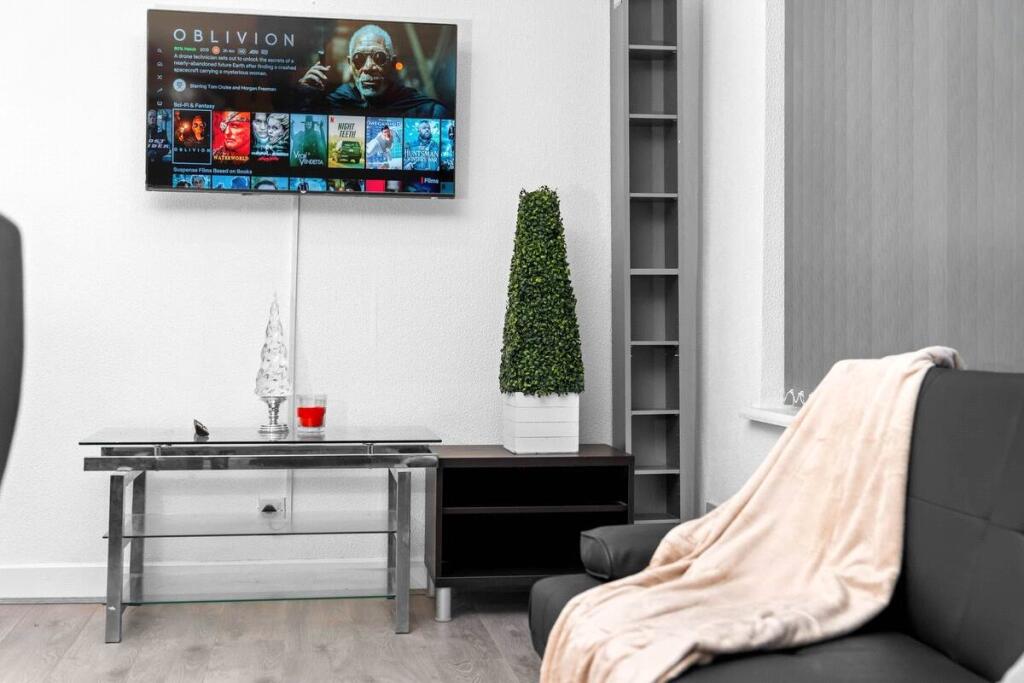 Additional image 4 of Marsland Road, Solihull, West Midlands, B92