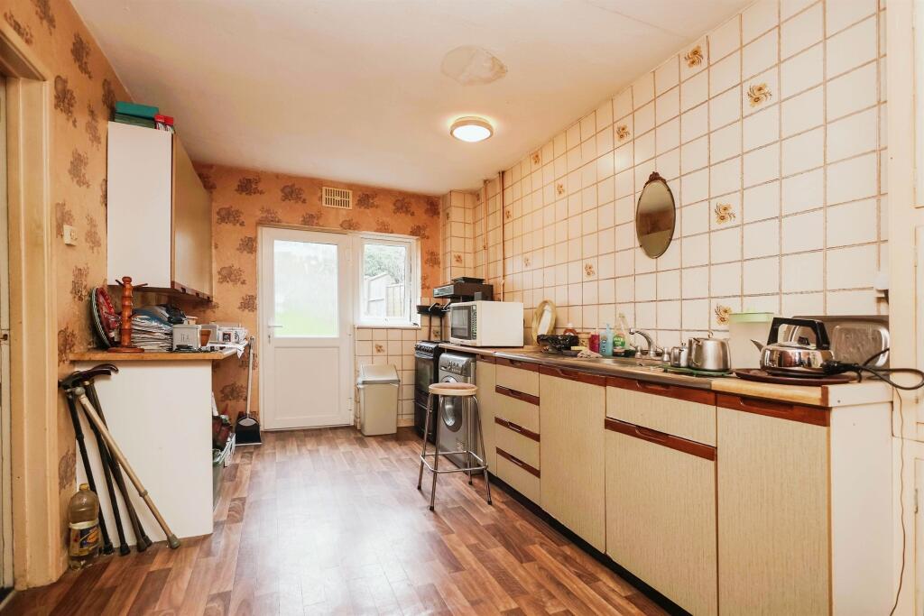 Additional image 3 of Collingbourne Avenue, Birmingham