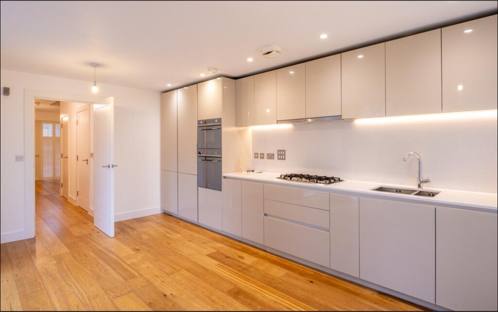 Additional image 3 of Brook End Close, Trumpington, CAMBRIDGE