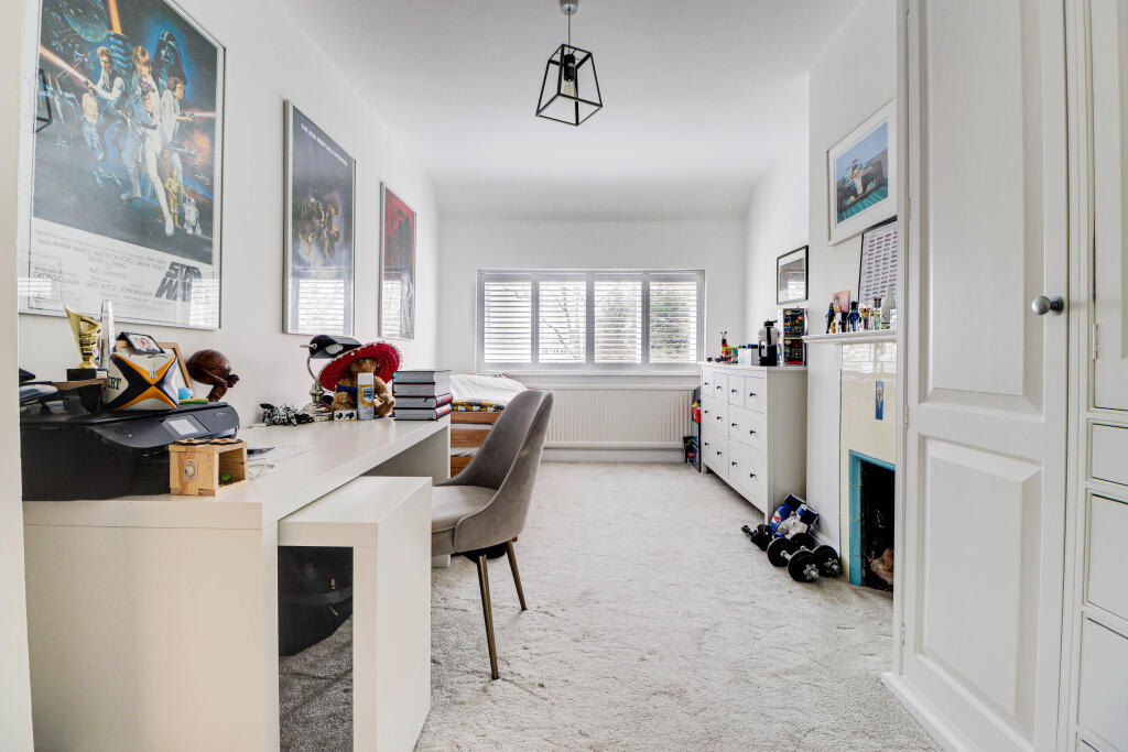 Additional image 21 of Roundwood Park, Harpenden, Hertfordshire, AL5