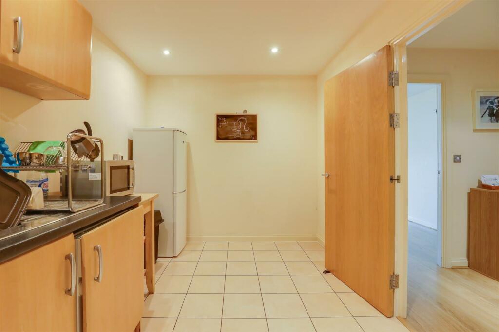 Additional image 7 of Genoa House, Penstone Court, Century Wharf