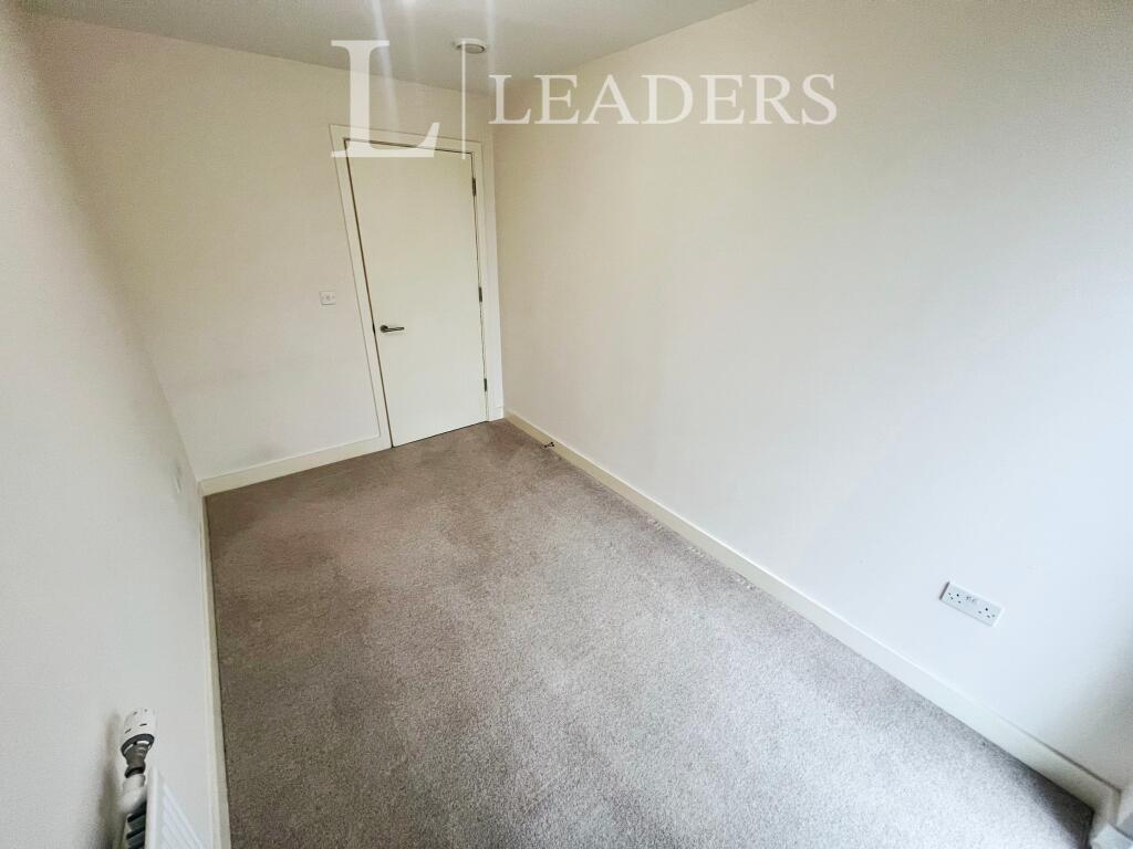 Additional image 6 of Great Northern Road