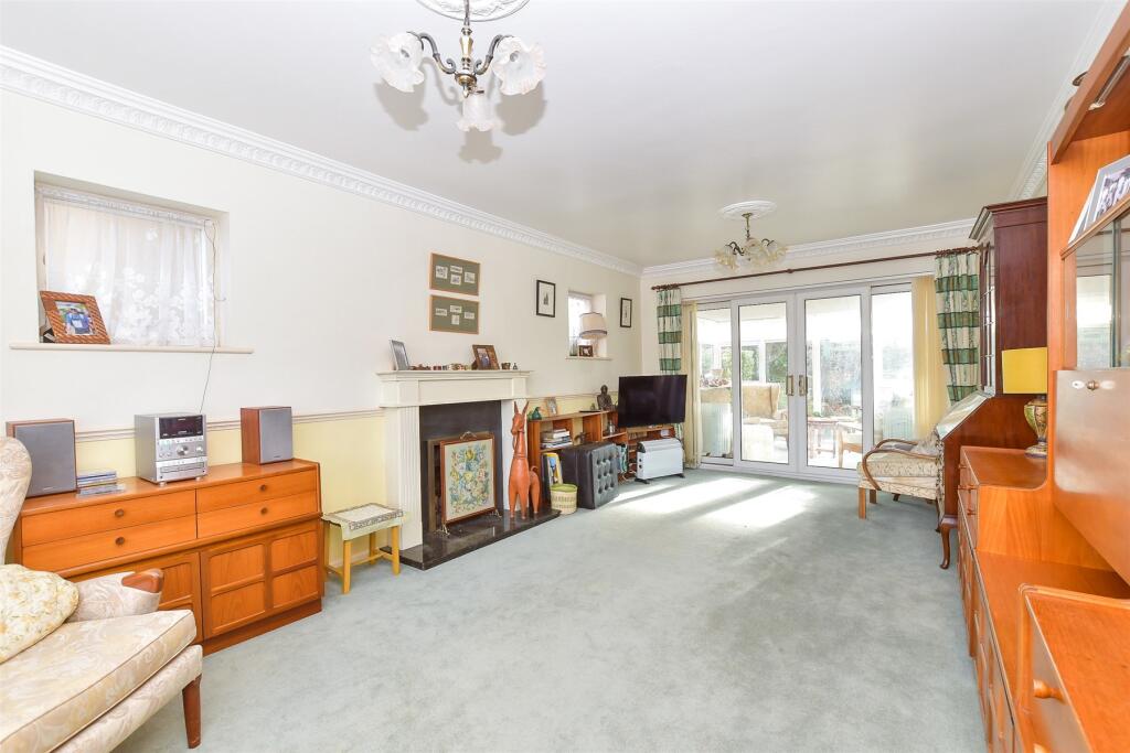 Additional image 6 of Parkside Avenue, Littlehampton, West Sussex
