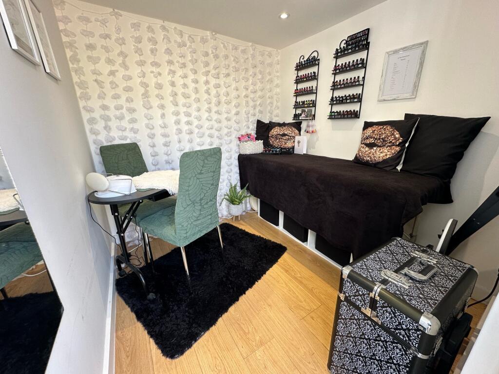 Additional image 12 of Goldcroft, Yeovil, Somerset