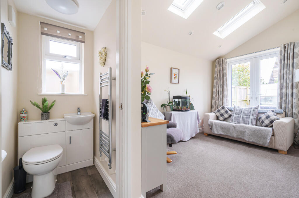 Additional image 13 of Langholm Close, Warminster, BA12