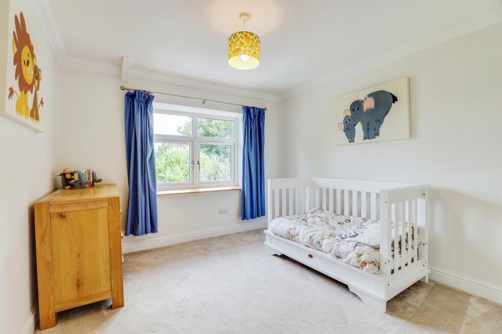 Additional image 13 of Glebeland Cottages, Gwaelod-Y-Garth, Cardiff