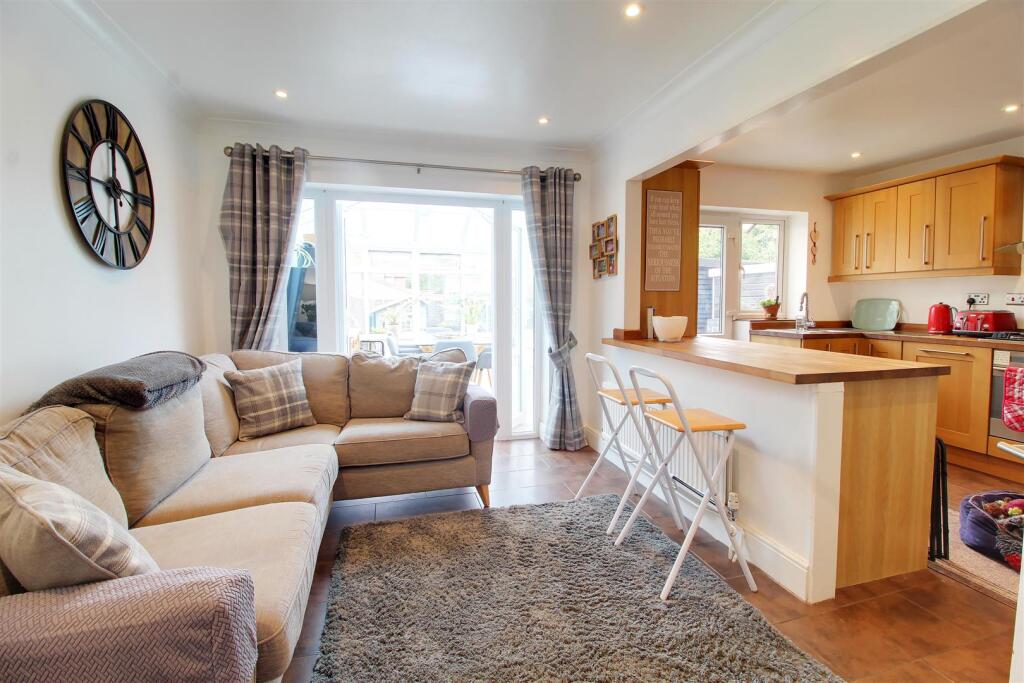 Additional image 4 of Bluebridge Road, Brookmans Park