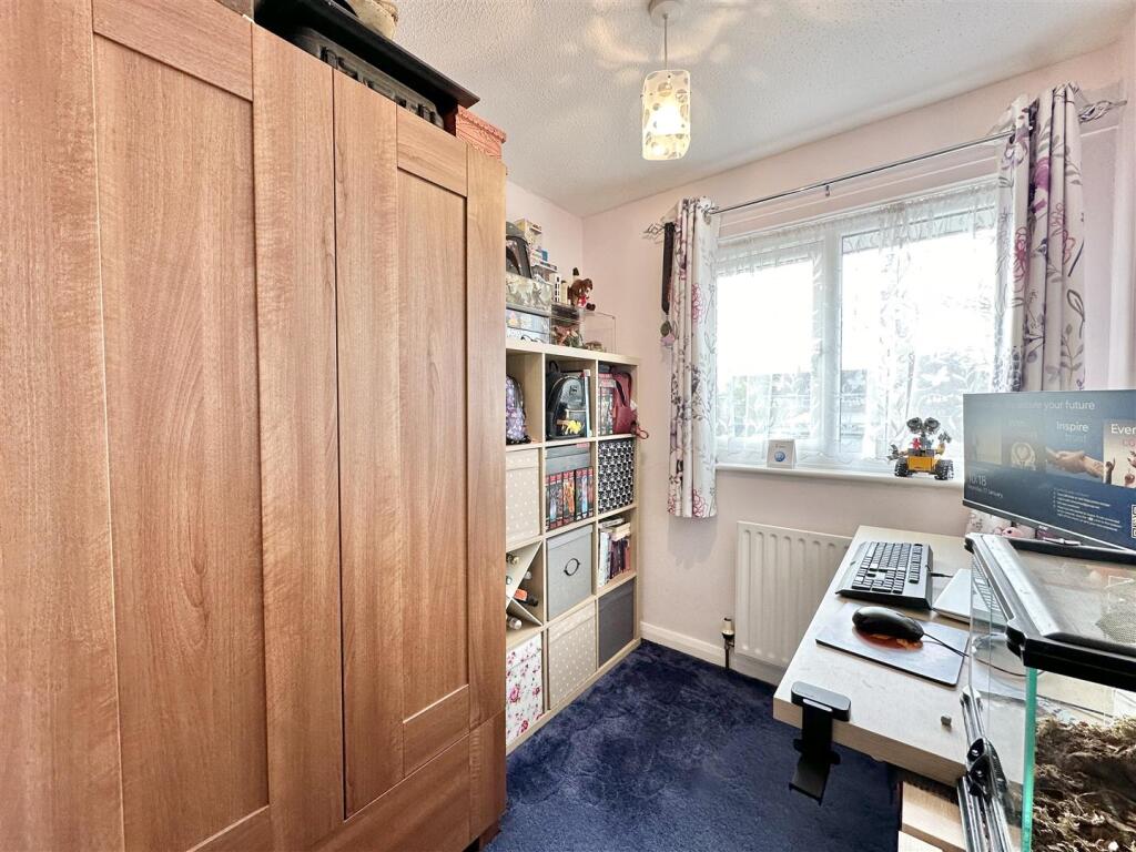 Additional image 8 of Siskin Close, Ferndown