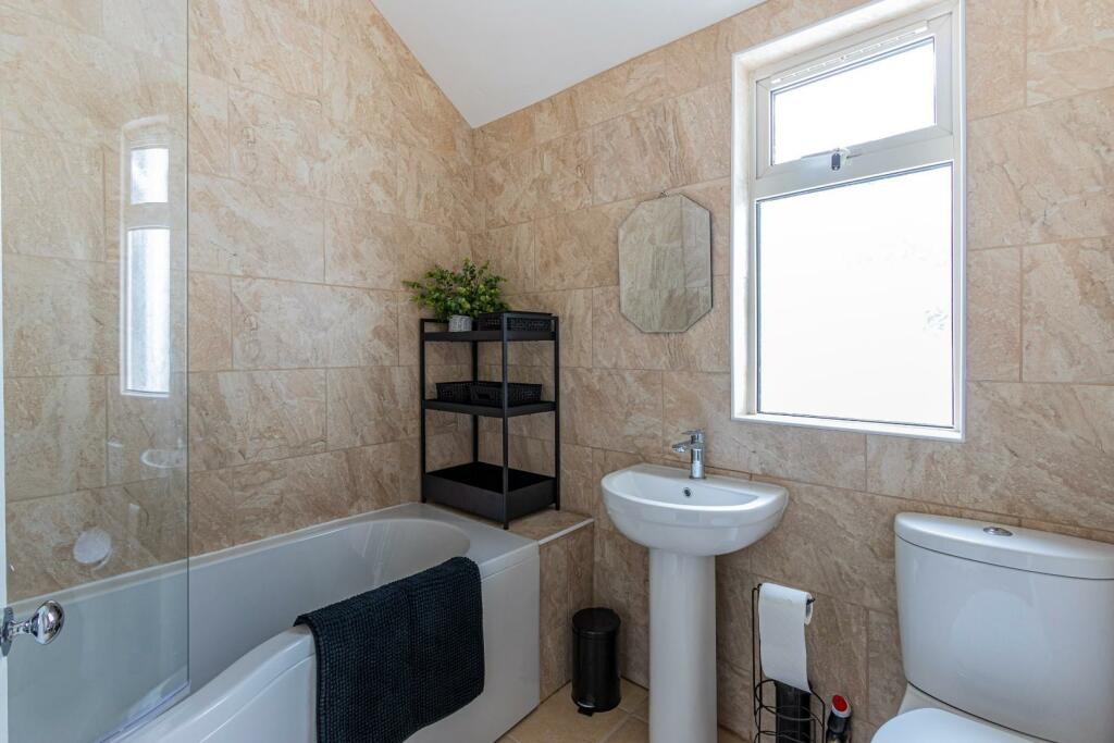 Additional image 10 of Newfoundland Road, Heath