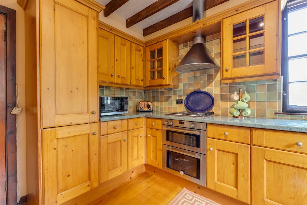 Additional image 11 of Main Road, Gwaelod-Y-Garth, Cardiff