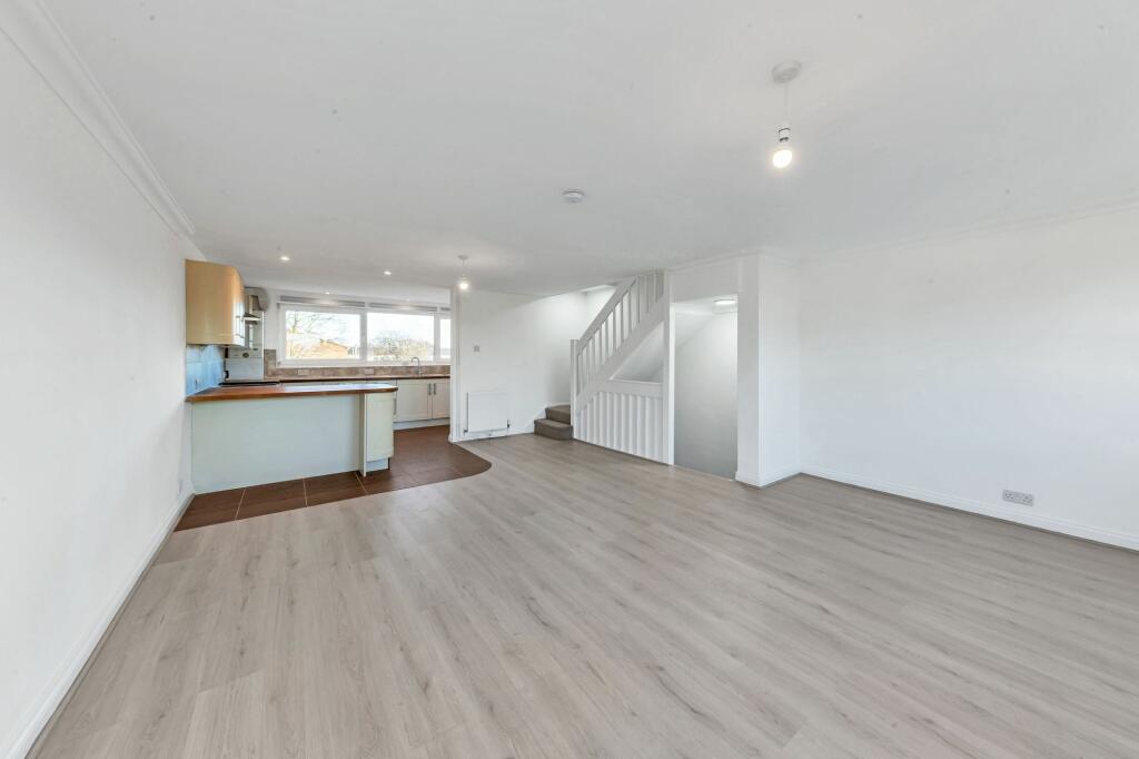 Additional image 3 of Fielden Way, Newmarket, CB8