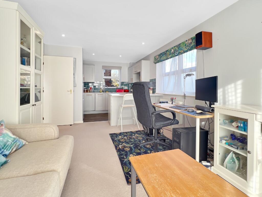Additional image 4 of Blackthorn Close, Cambridge