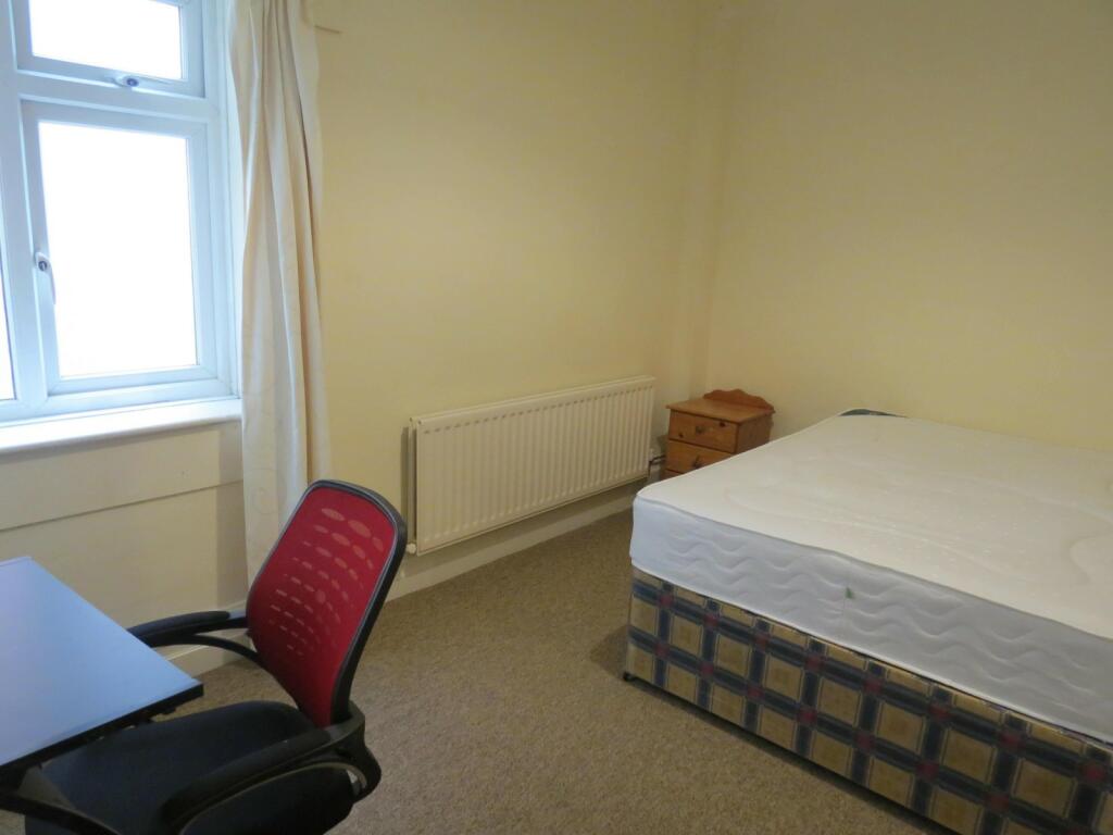 Additional image 5 of 6 bedroom Detached House in Winton