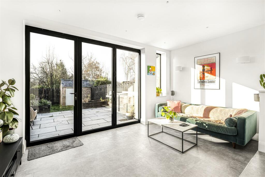 Additional image 10 of Cardigan Street, Newmarket