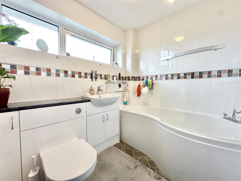 Additional image 9 of Siskin Close, Ferndown