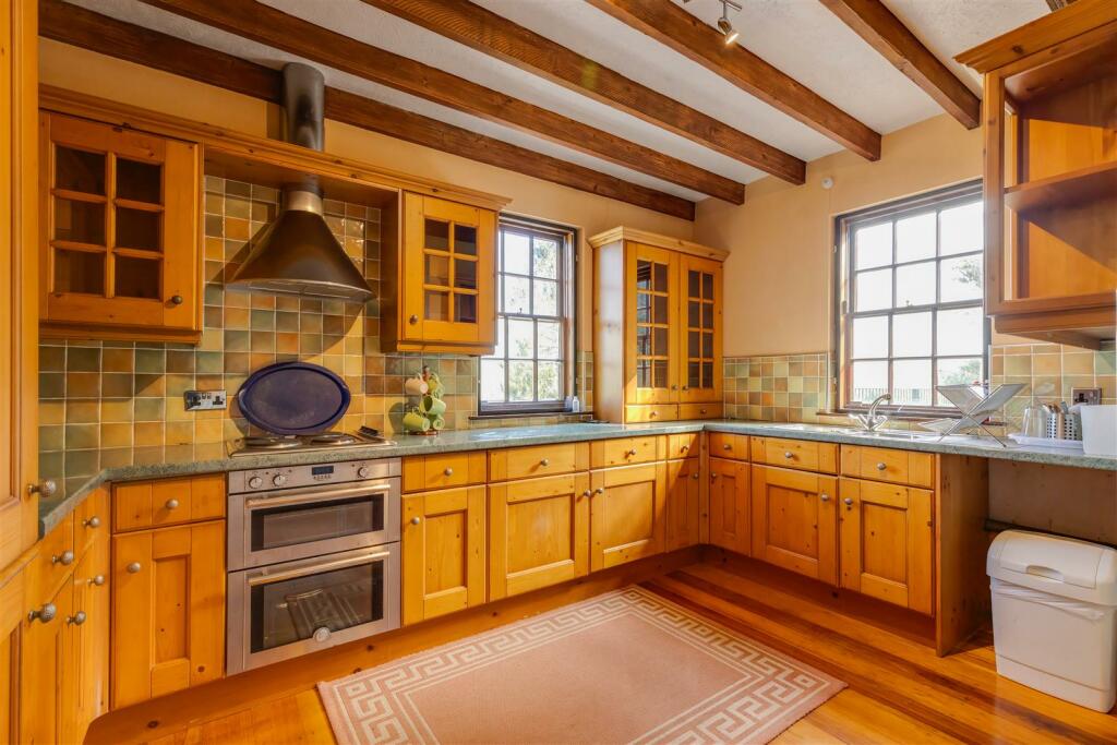 Additional image 10 of Main Road, Gwaelod-Y-Garth, Cardiff