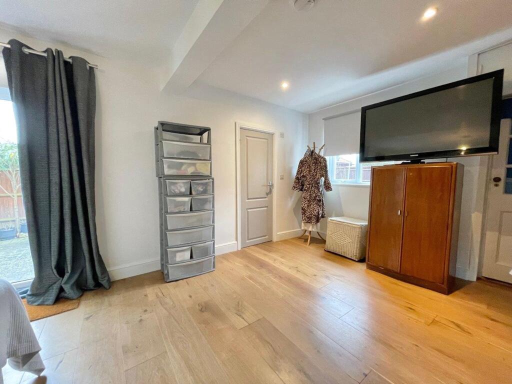 Additional image 10 of Arundel Road, Peacehaven, BN10 8HH