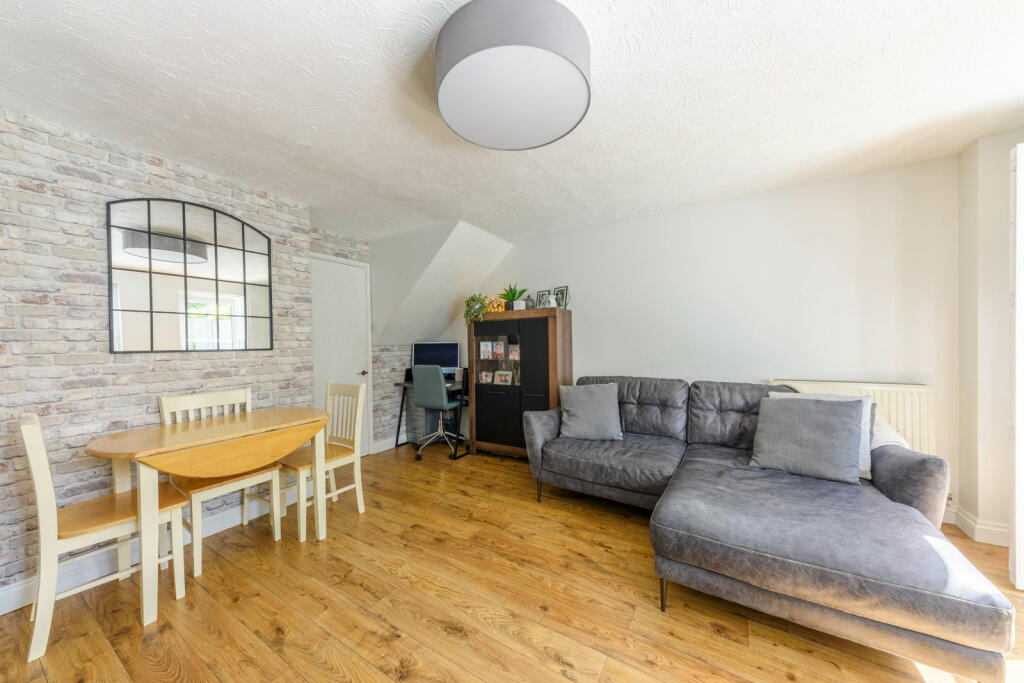 Additional image 8 of Tanglewood Close, Quinton, Birmingham, B32 1RG