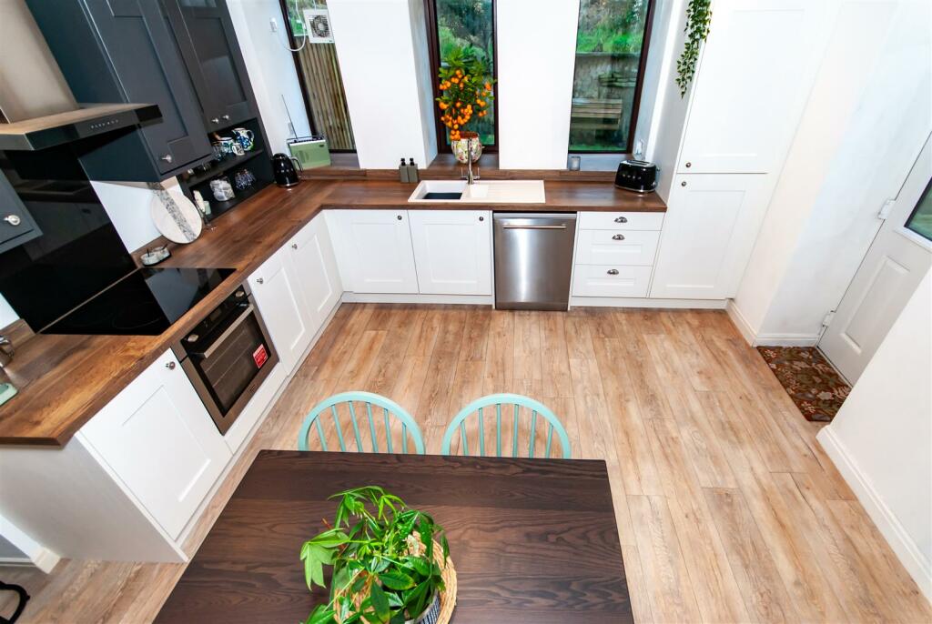 Additional image 19 of Chapeltown Road, Bromley Cross, Bolton