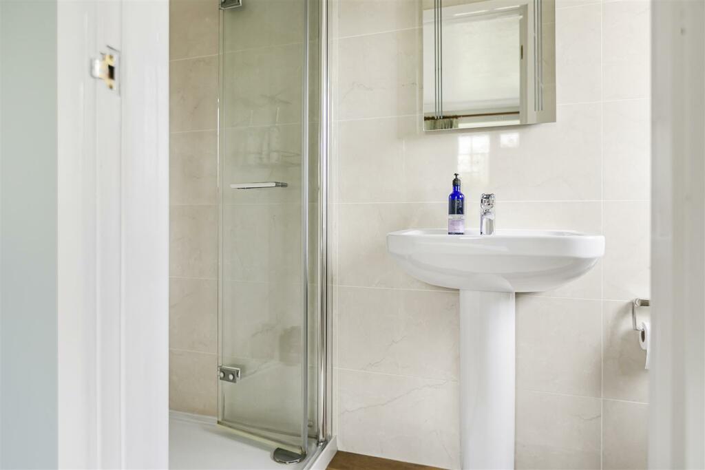 Additional image 16 of Ferndale Close, Newmarket