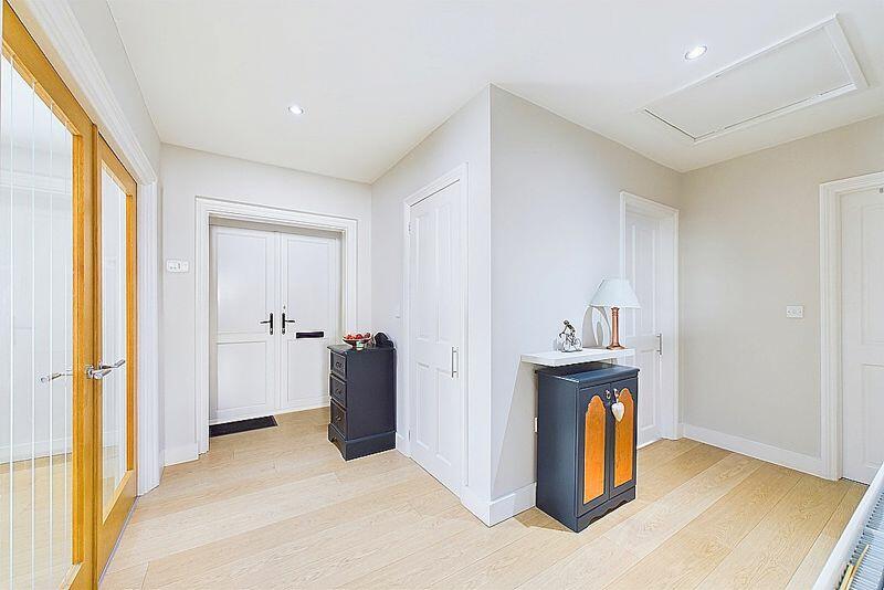 Additional image 20 of Stamford Hill, Lowca