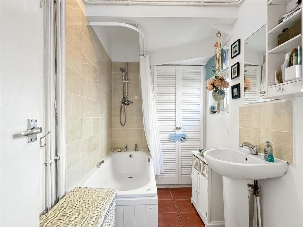 Additional image 13 of Stretten Avenue, Cambridge