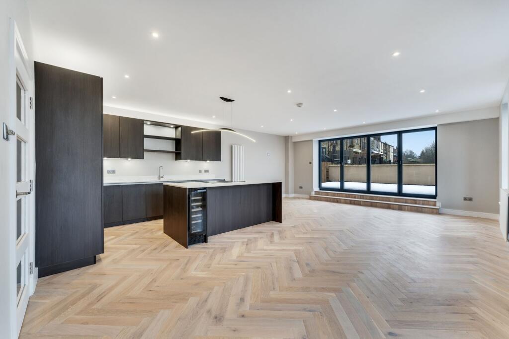 Additional image 15 of The Reading Room, Spring Street, Ramsbottom BL0 0DS: Restored 1860s Gem with High-Spec Interior