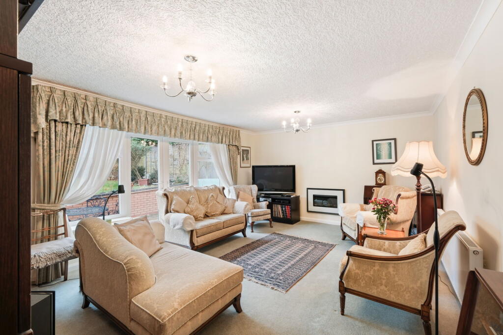 Additional image 16 of Monastery Drive, Solihull, B91 1DW