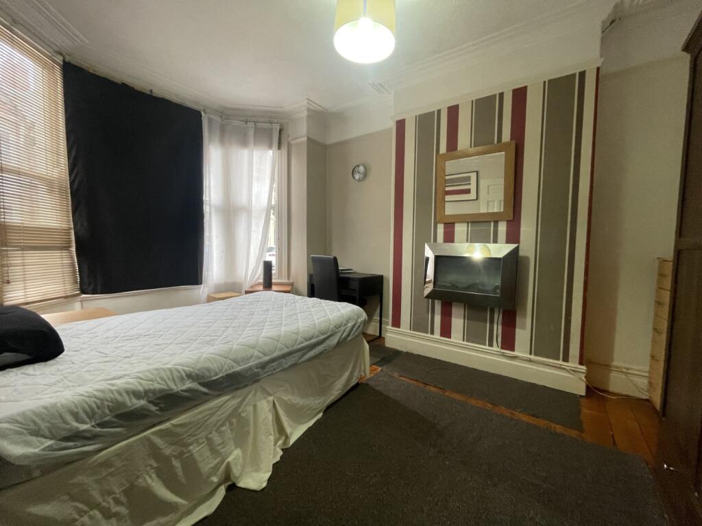 Additional image 5 of Heathfield Road, Heath