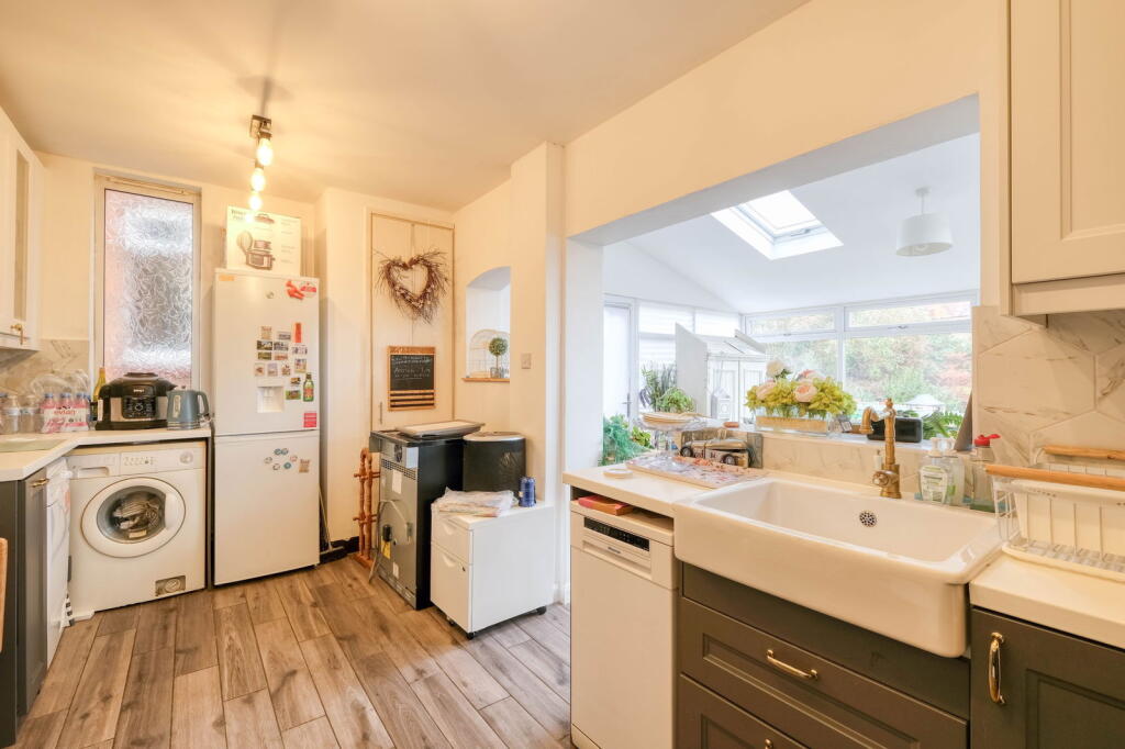 Additional image 4 of Parsons Road, Southcrest, Redditch B98 7EQ