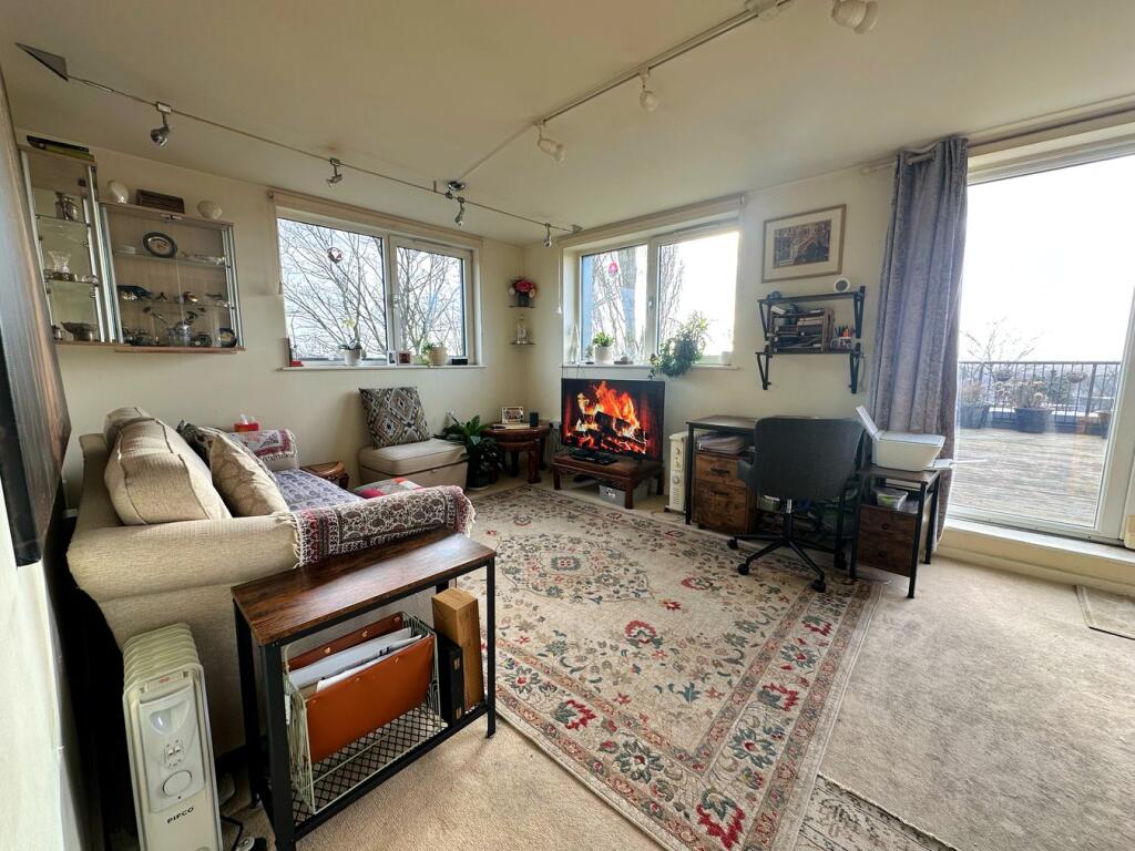 Additional image 2 of Blackburn Road, Bolton, BL1