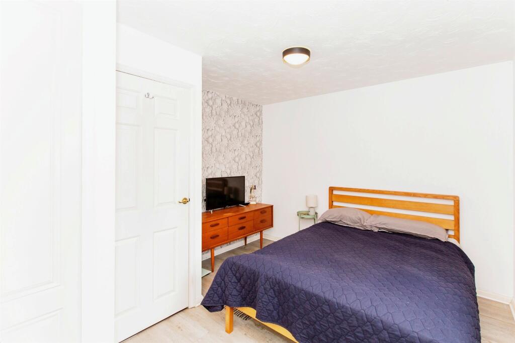 Additional image 7 of Chaffinch Walk, Great Cambourne, Cambridge