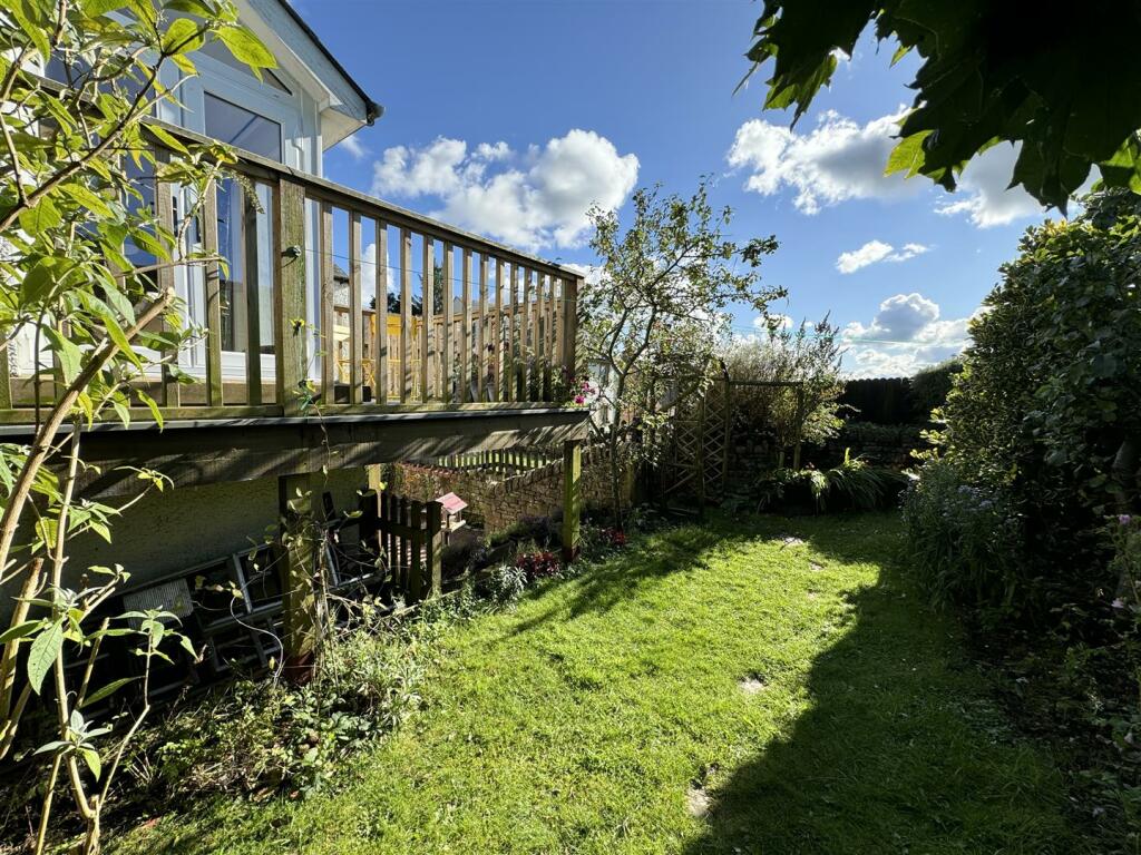 Additional image 28 of Croglin