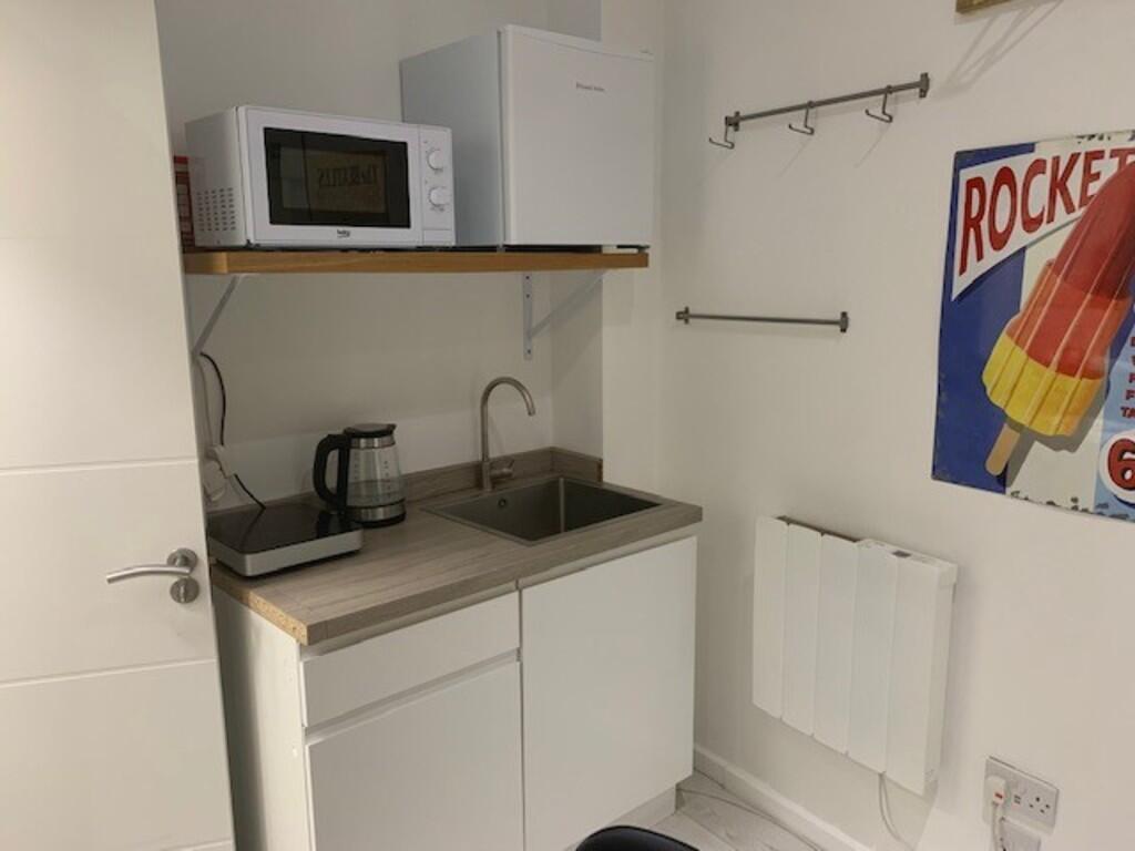 Additional image 4 of Bond Street, Brighton