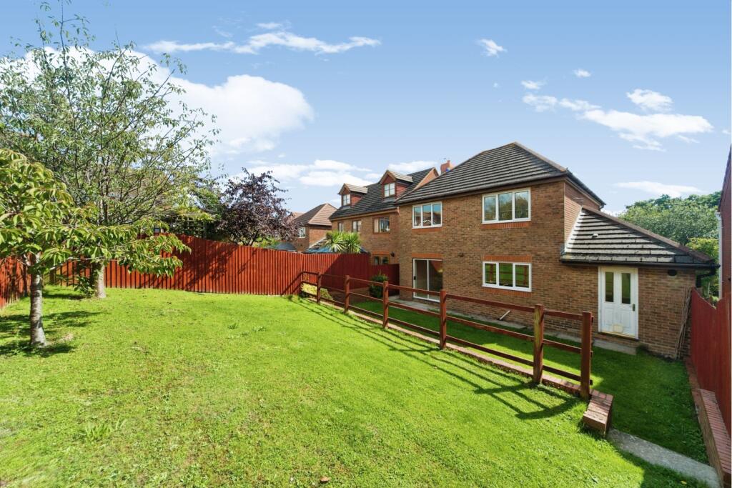 Primary image of Beaulieu Drive, Pevensey, BN24