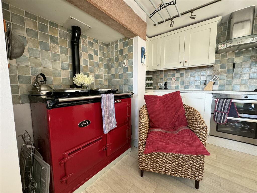 Additional image 12 of Croglin