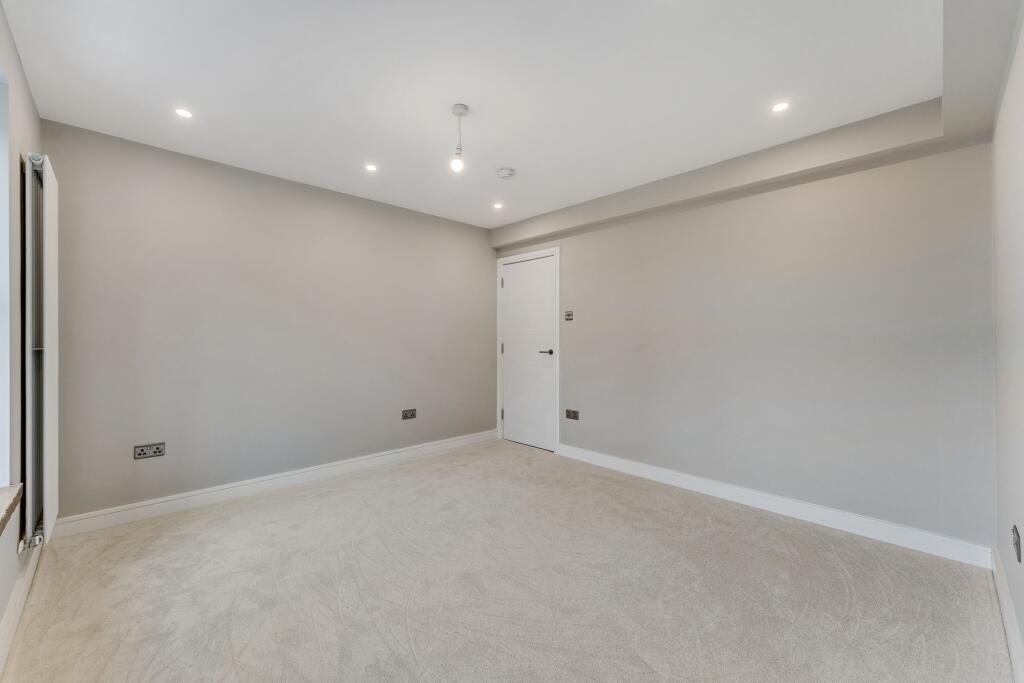 Additional image 43 of The Reading Room, Spring Street, Ramsbottom BL0 0DS: Restored 1860s Gem with High-Spec Interior