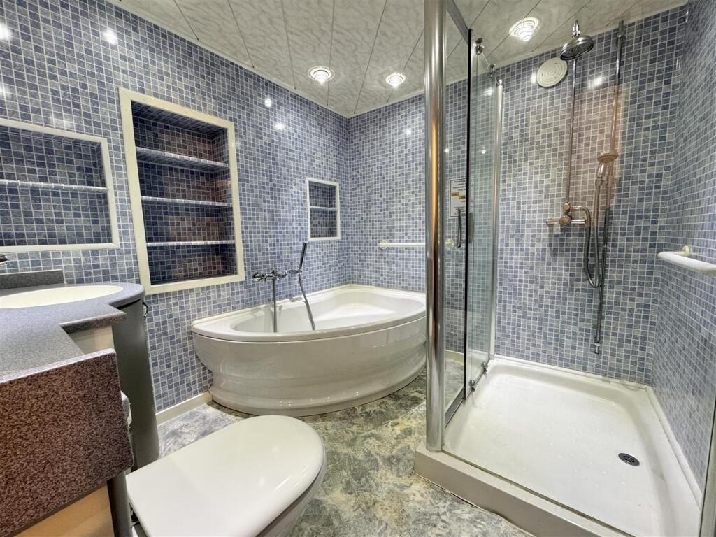 Additional image 33 of Blencow