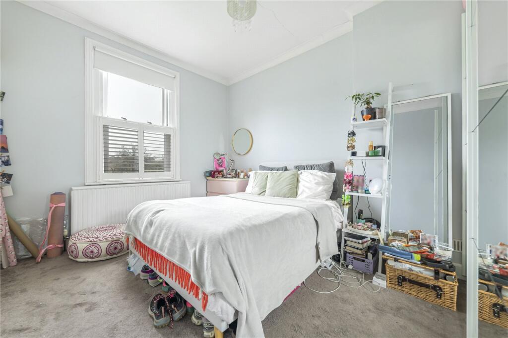 Additional image 7 of Holligrave Road, Bromley, BR1