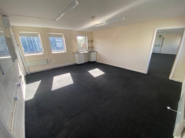 Additional image 4 of 3A Groveley Road, Christchurch, Dorset