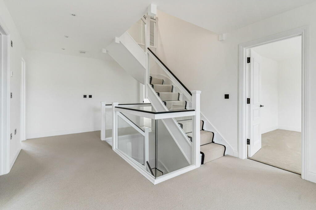 Additional image 23 of 'The Amour' Rose Clover Place, Clavering, CB11