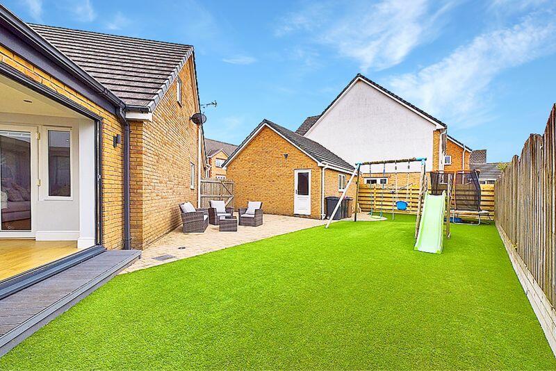 Additional image 19 of Winston Close, Moresby Parks