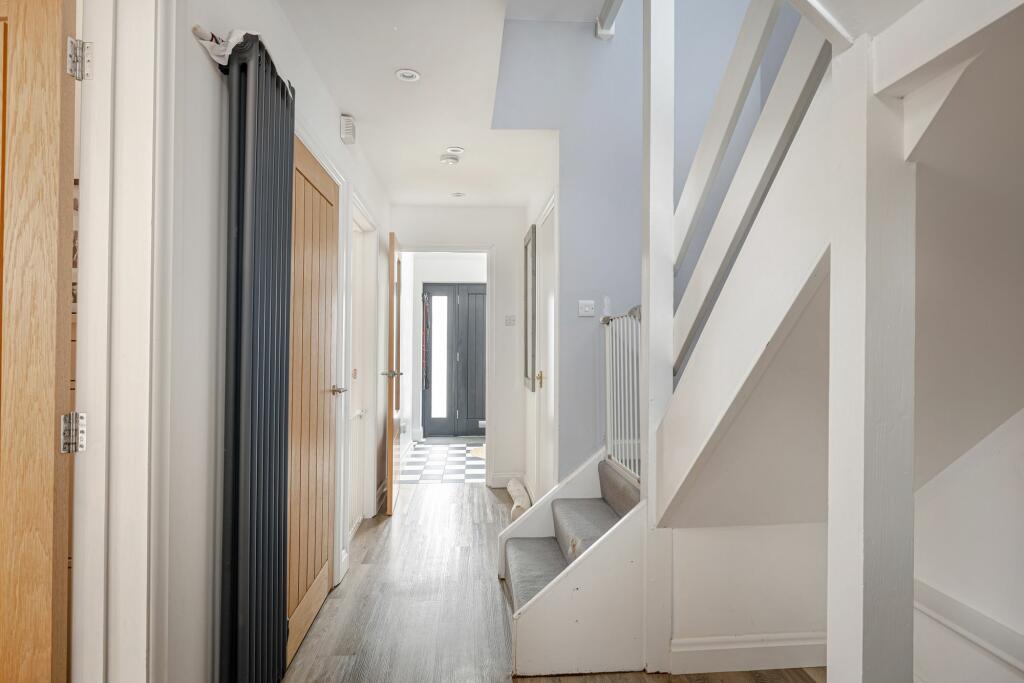 Additional image 5 of Meadow Road, Great Chesterford, CB10