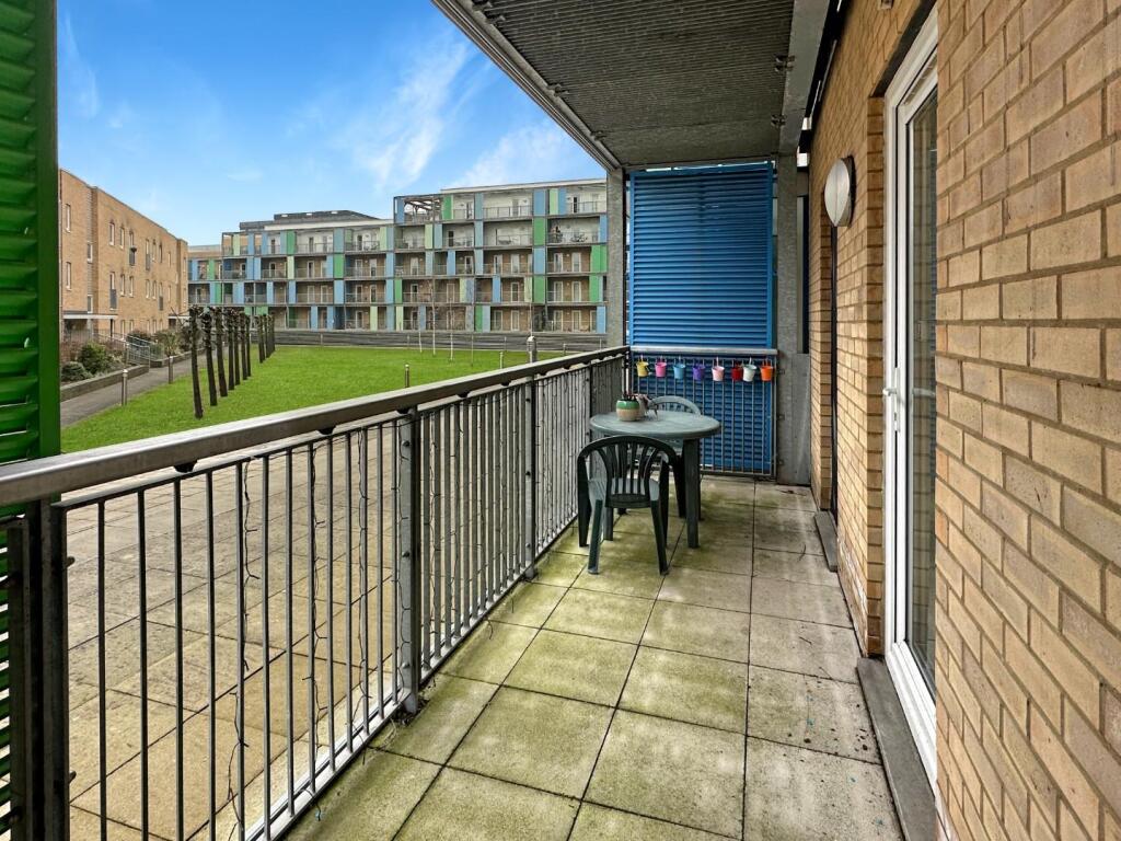 Additional image 4 of Warren Close, Cambridge