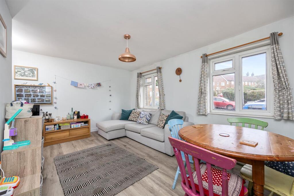 Additional image 7 of Hardwick Road, Hove