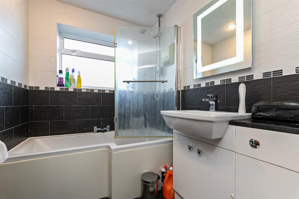 Additional image 7 of Pollicott Close, St. Albans