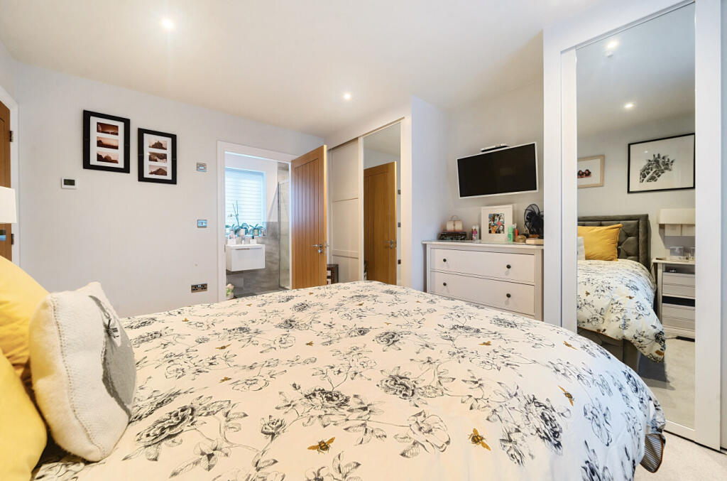 Additional image 11 of Clement Close, Clavering, Saffron Walden, Essex, CB11