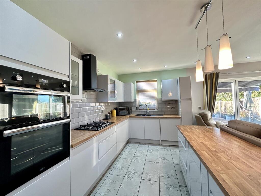 Additional image 9 of Bromsgrove Road, Hunnington, Halesowen