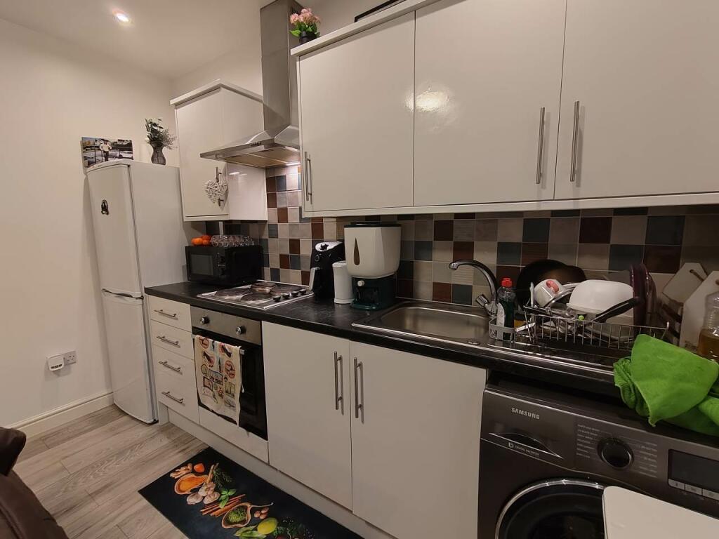 Additional image 2 of Richmond Road, Roath, Cardiff